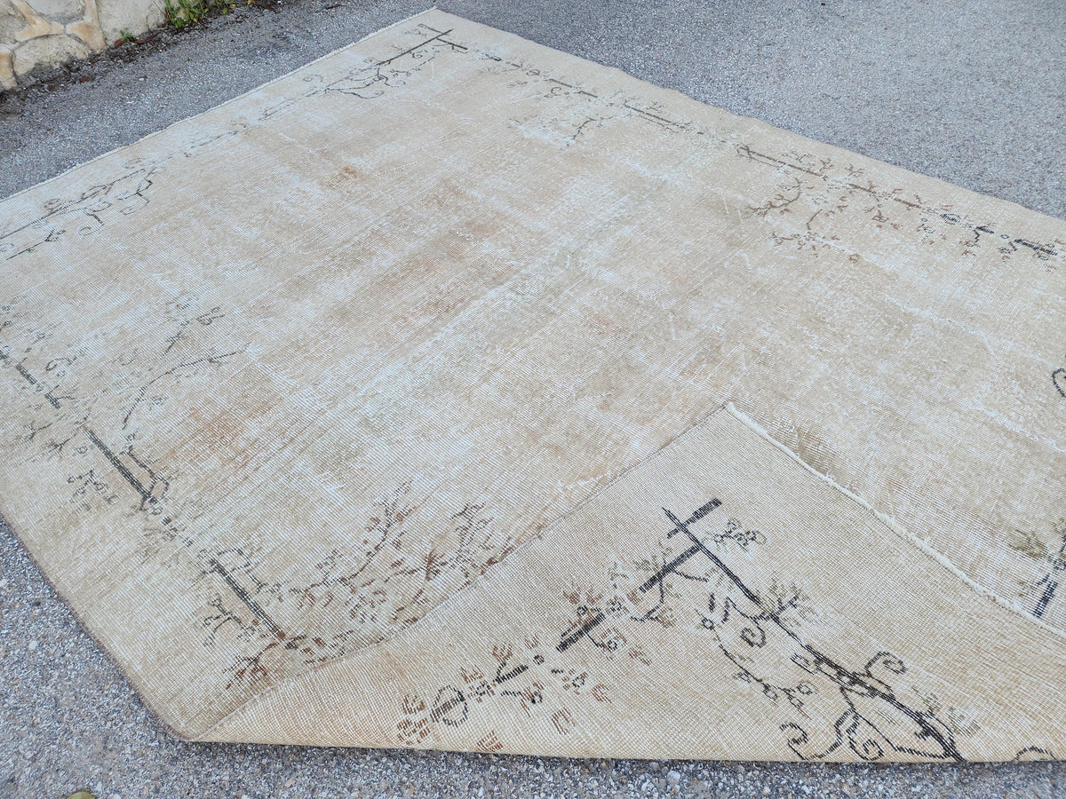 7x9 Beige Oushak Rug: Handwoven Turkish Wool, Muted Rustic Design
