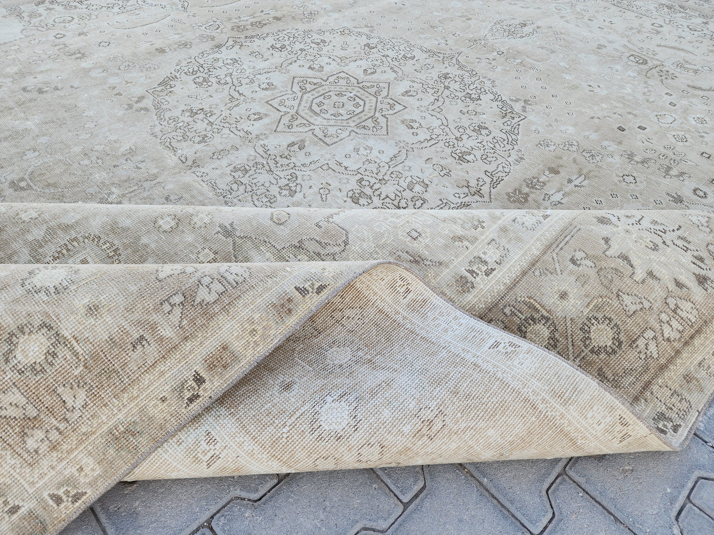 Vintage Wool 10x13 ft - sku1276