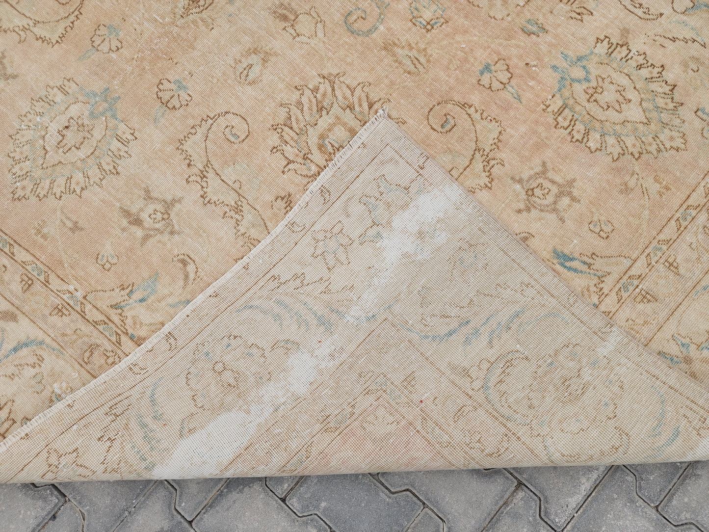 Neutral Vintage Oversize Rug 9x12 ft - skua203