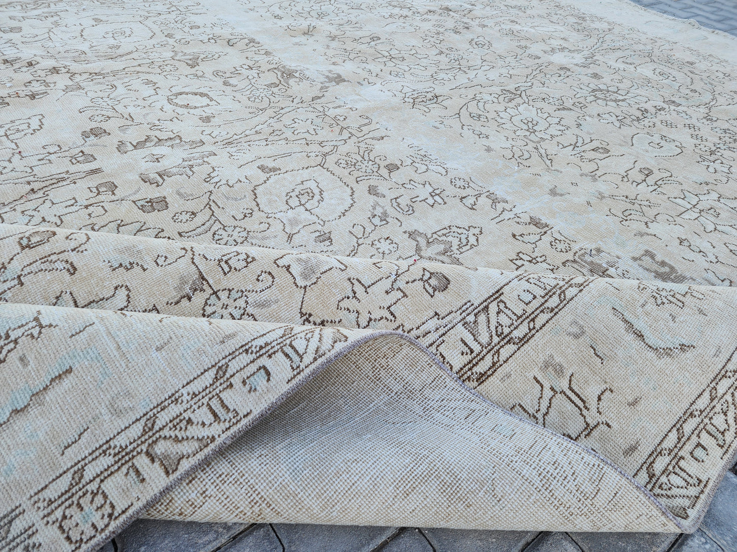 Wool Neutral Vintage Oversize Rug 9x12 ft - skua210