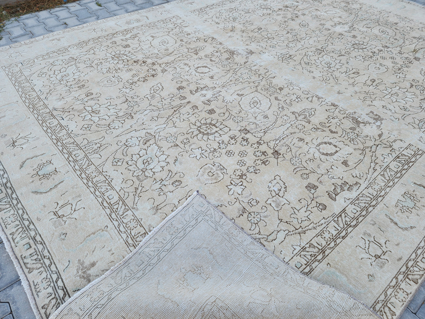 Wool Neutral Vintage Oversize Rug 9x12 ft - skua210