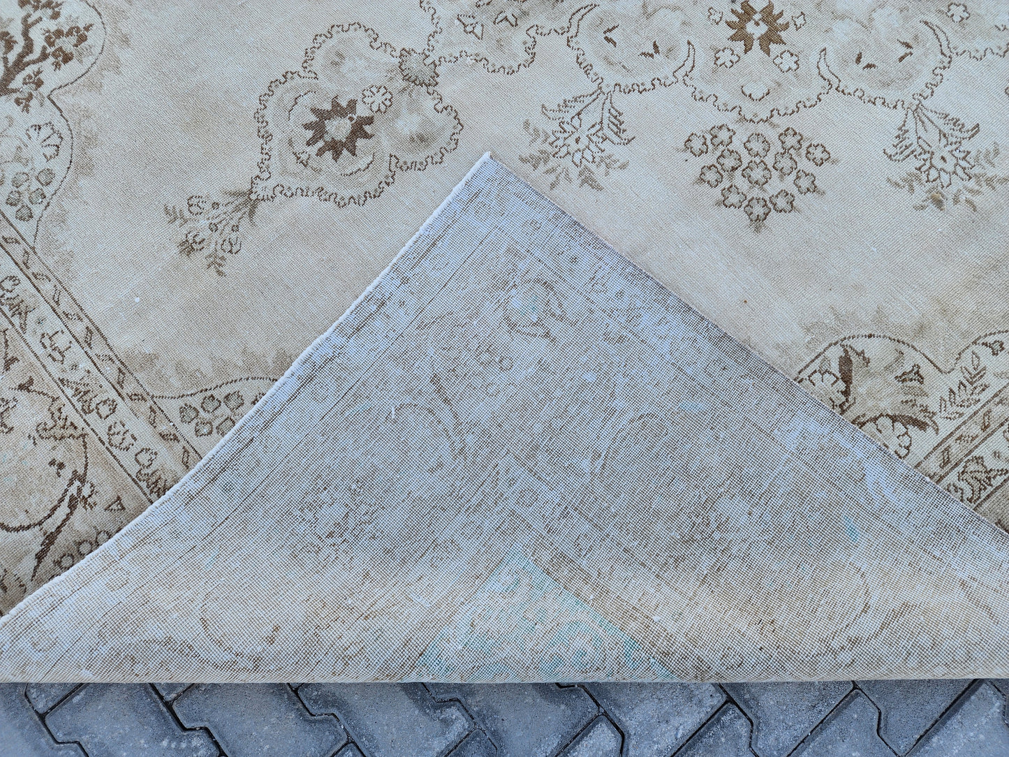 Large Wool Rug 9x12 ft - sku1414
