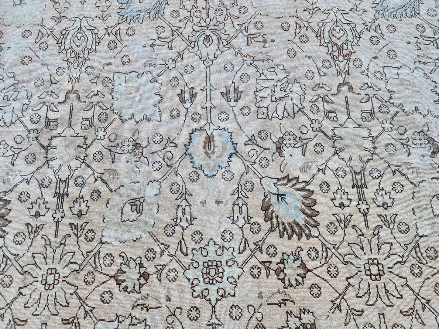 Vintage Wool Rug 9x12 ft - sku1412