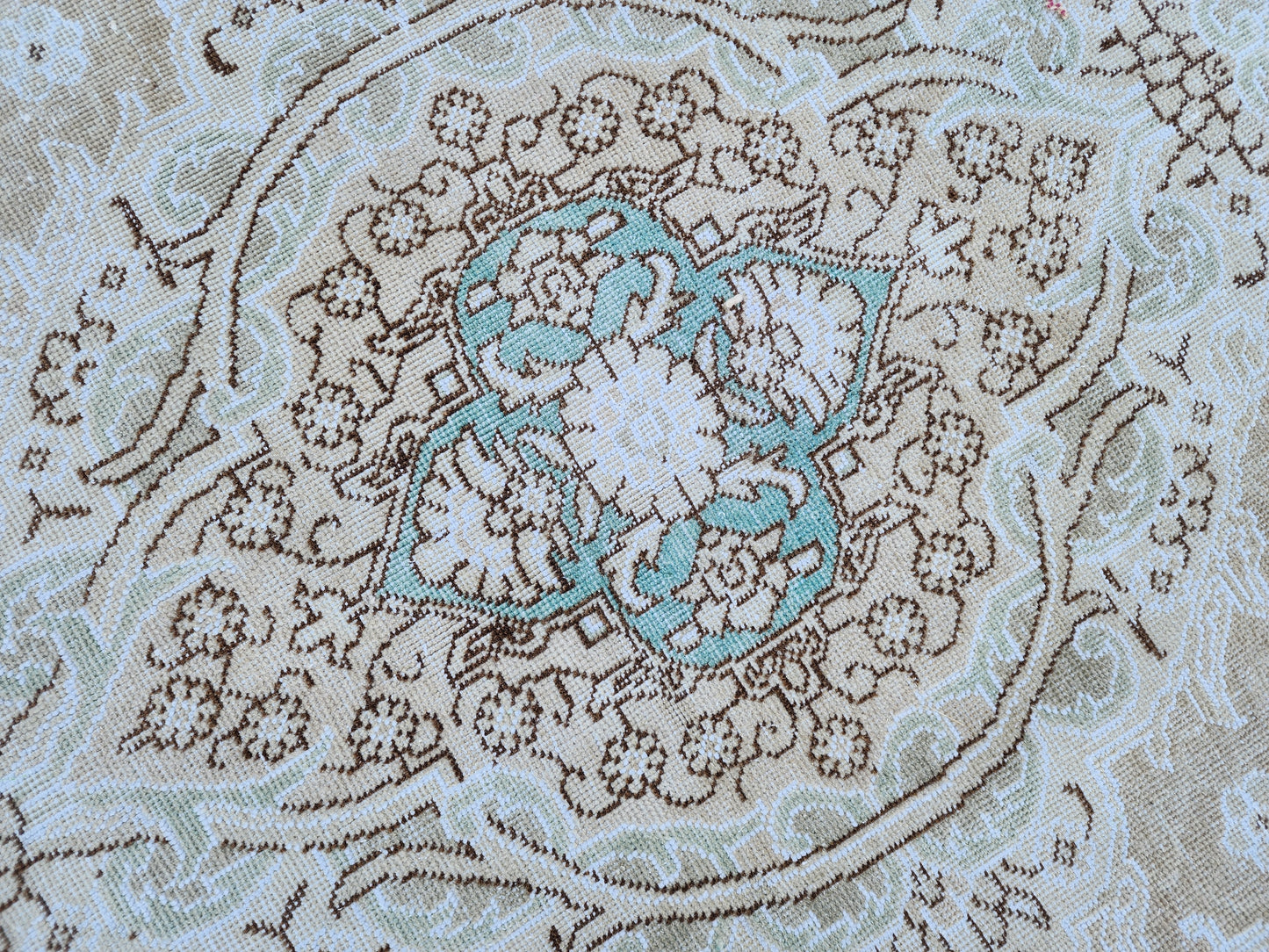Vintage Hand Knotted Rug 9x12 ft - sku1408