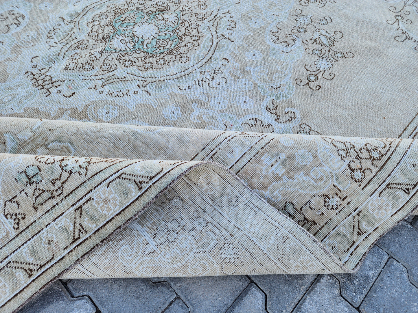 Vintage Hand Knotted Rug 9x12 ft - sku1408