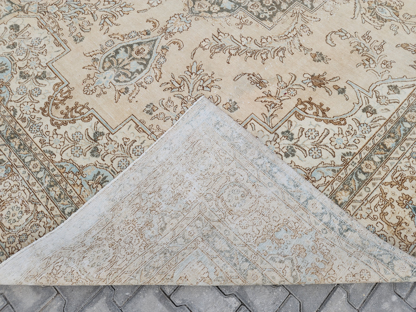 Vintage Wool Rug 10x13 ft - sku1469