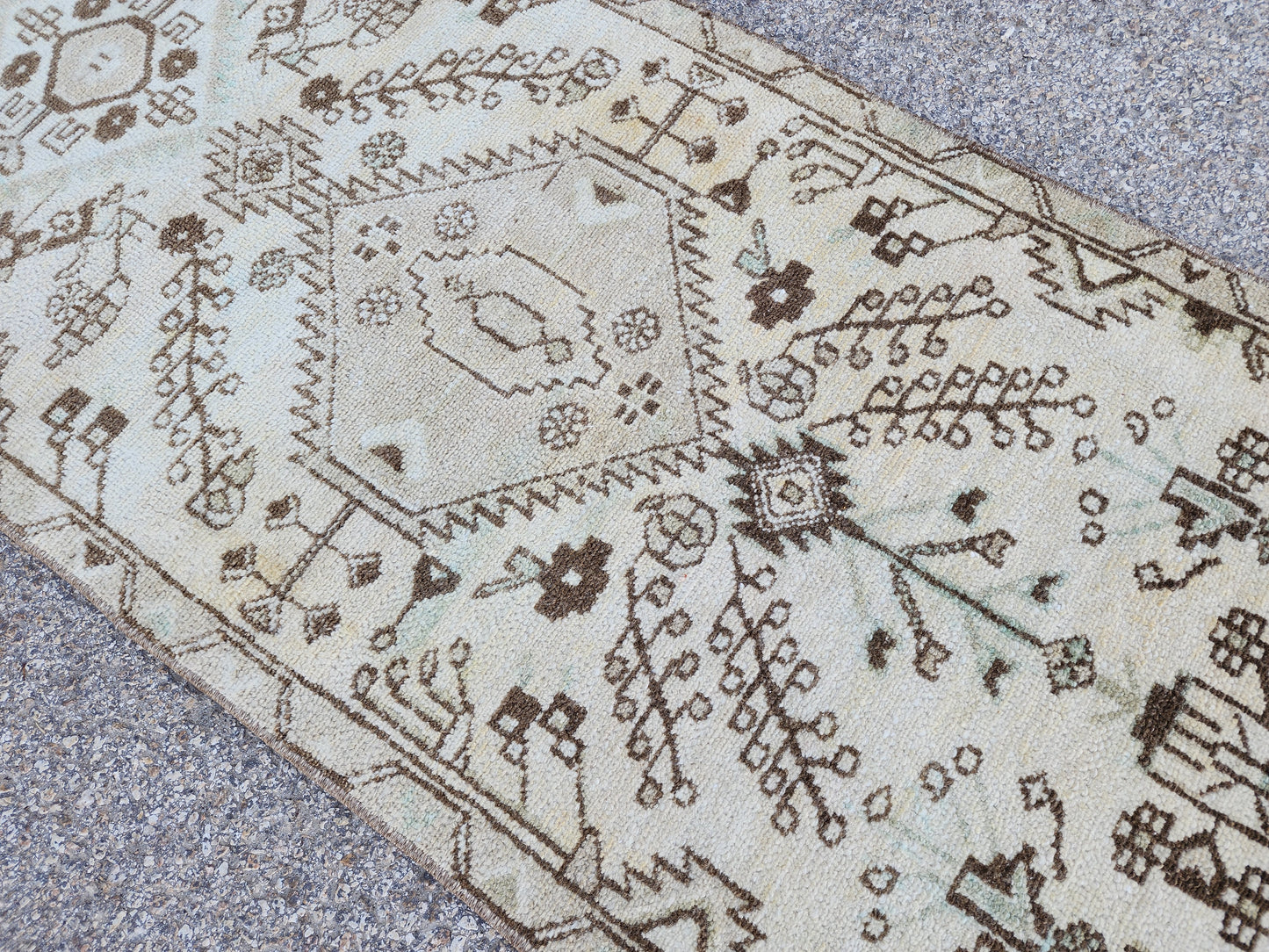 Soft Neutral Runner Rug 2x9 - sku1942
