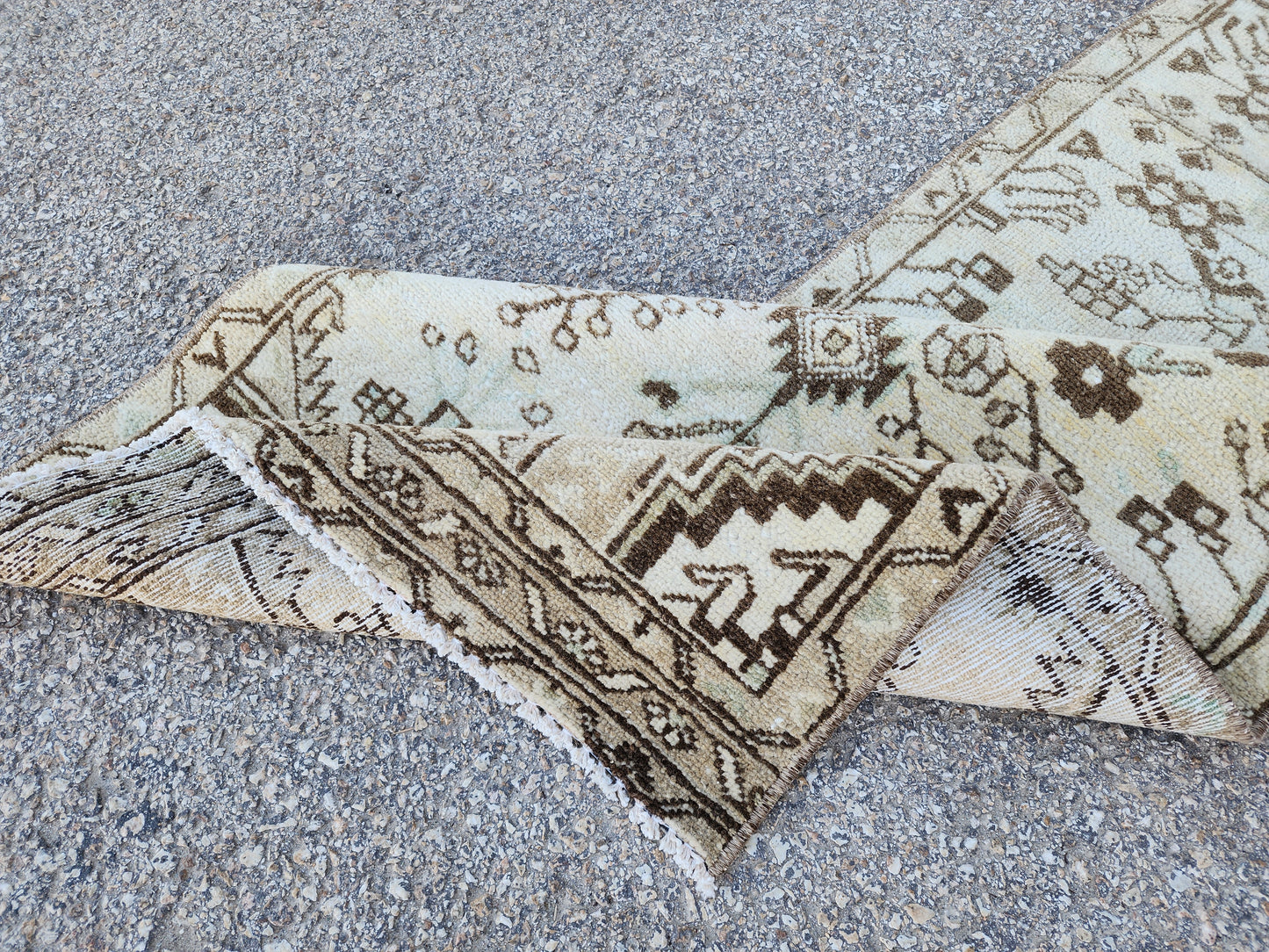 Soft Neutral Runner Rug 2x9 - sku1942