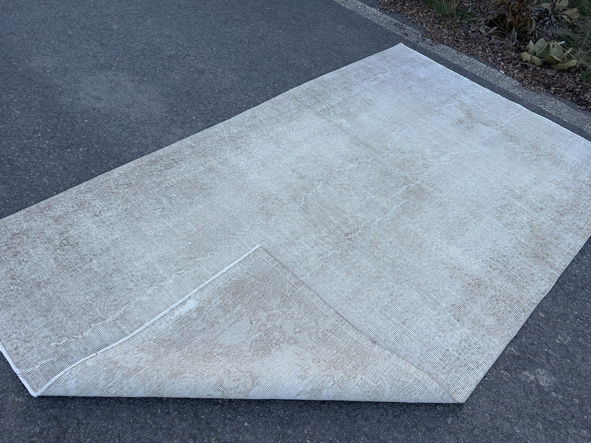 Handwoven Turkish Oushak Rug 5x8: Wool & Cotton Blend