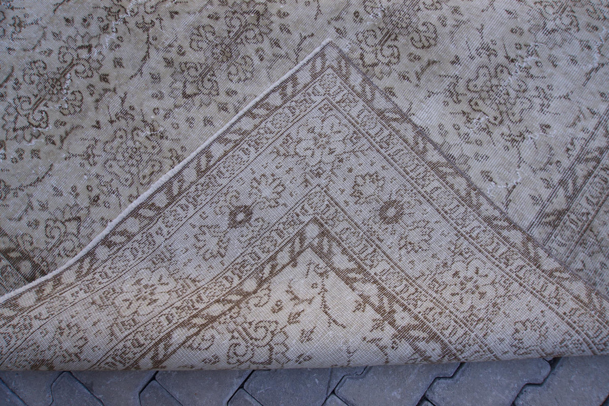 Handmade Turkish Isparta Rug: 7x10 Beige Oriental Area Rug