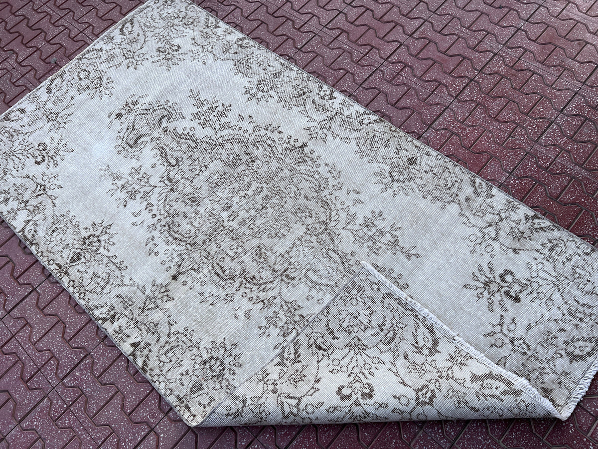 Handwoven Turkish Oushak Rug: Wool & Cotton Blend, Isparta Design