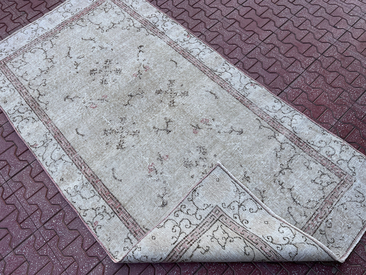 Handwoven Turkish Oushak Rug 4x7: Neutral Bohemian Wool Rug
