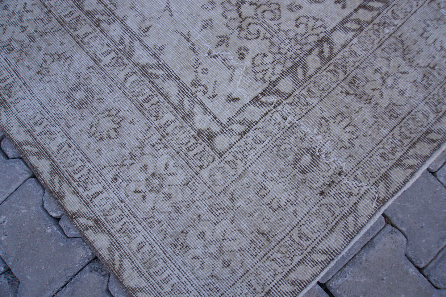 Vintage Wool Isparta Rug 7x10ft - sku87