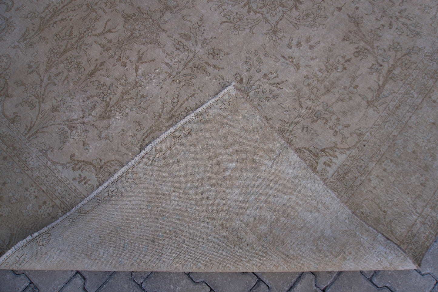 Wool Vintage Large Rug 9x12 ft- 2004