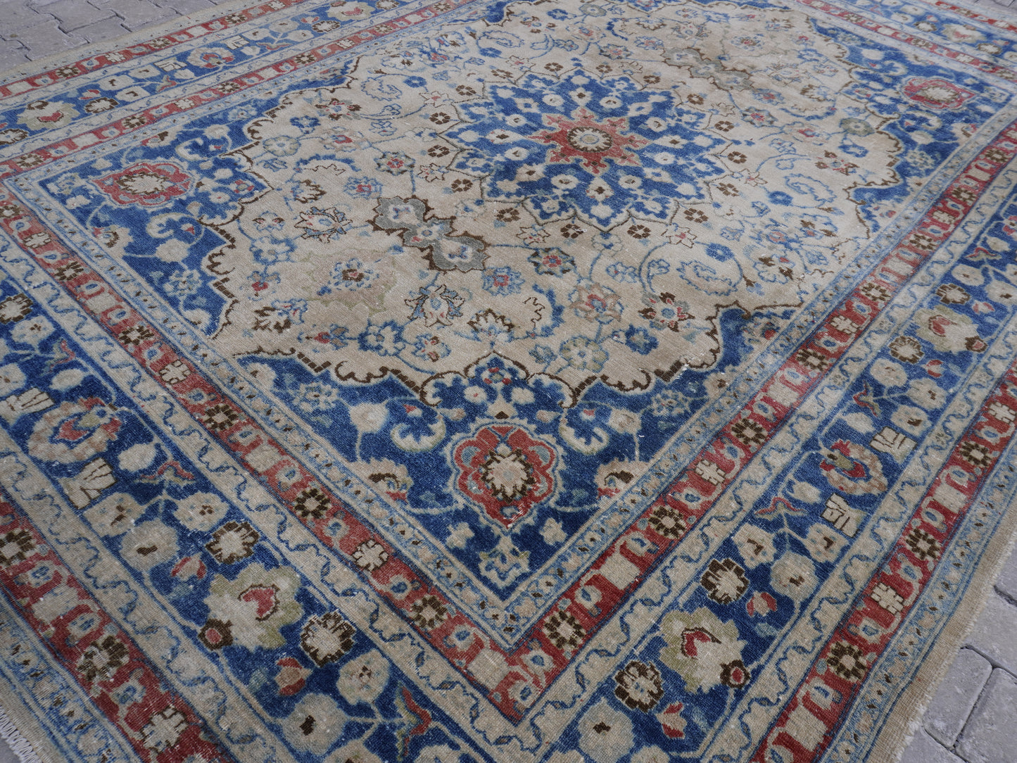 Hand Knotted Large Rug 8x11 ft - sku573