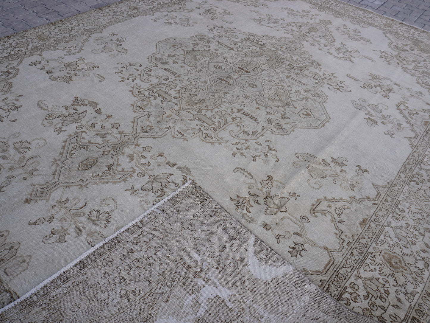 Oversize Hand Knotted Vintage Rug 10x14 ft - sku703