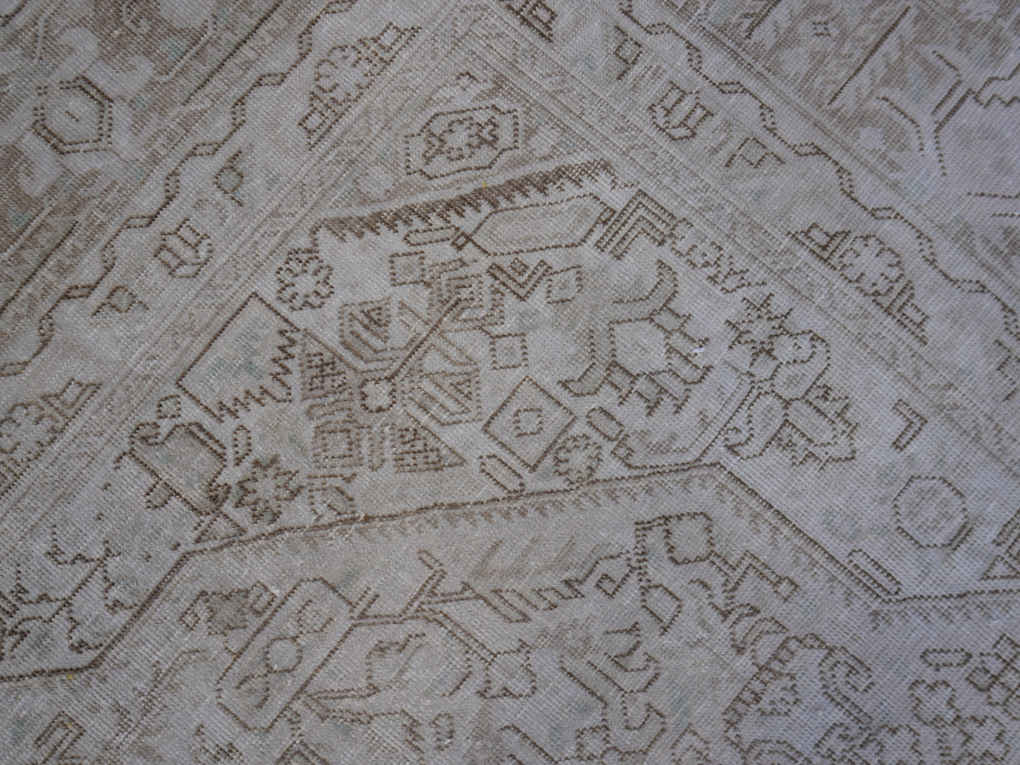 Neutral Area Vintage Rug 9x12 ft - sku2020