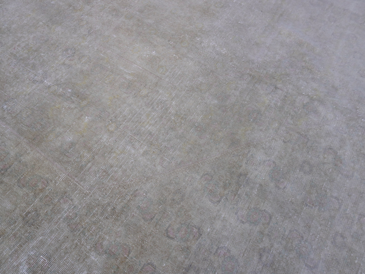 Vintage Neutral Oversize Rug 9x12 ft - sku2029