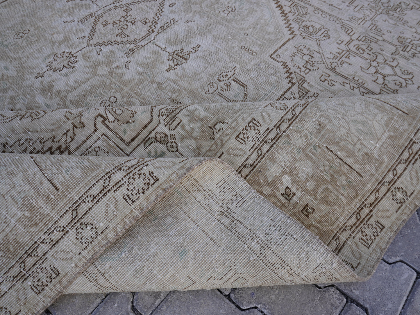 Vintage Large Rug 9x12 ft - sku2002