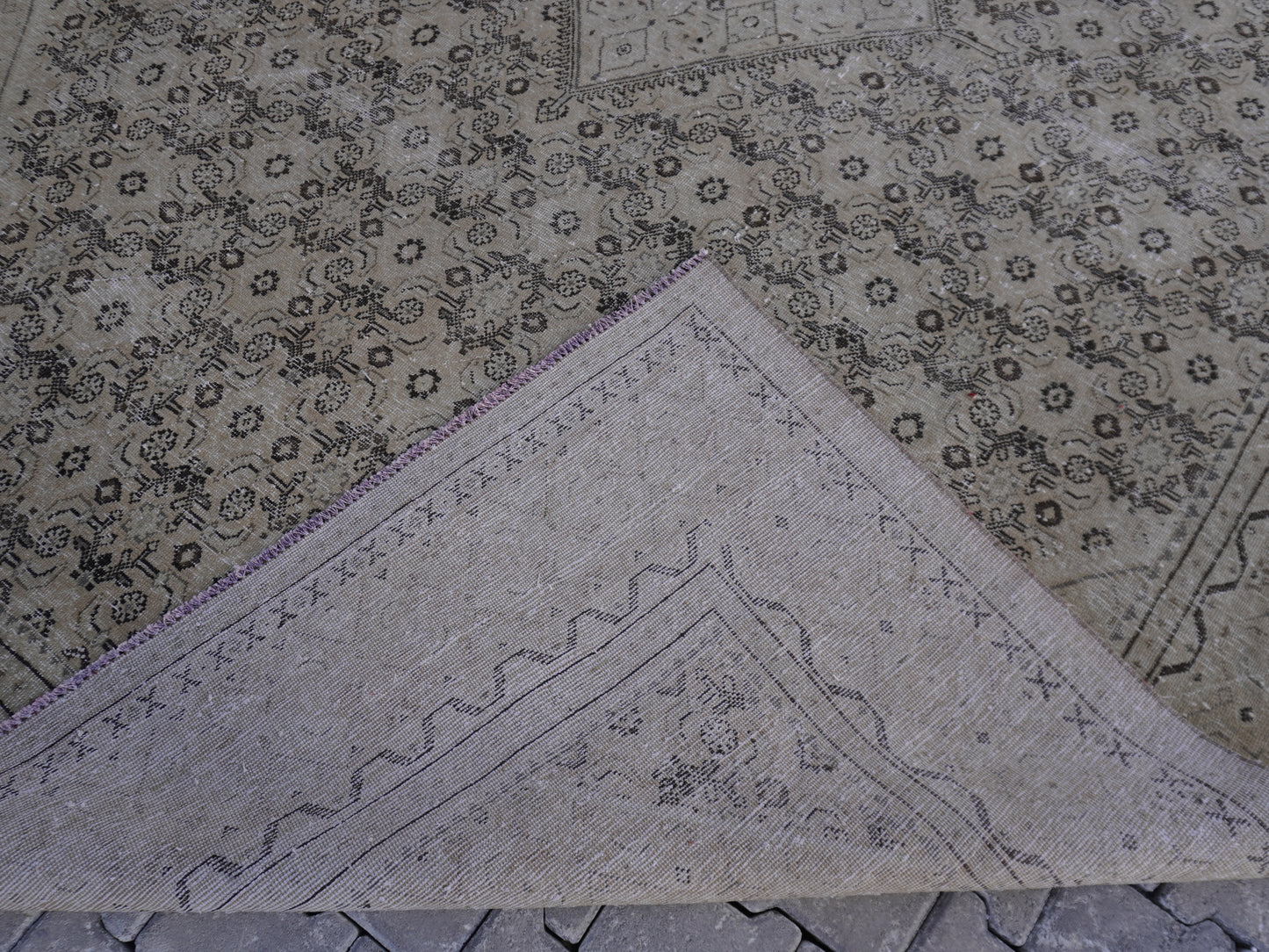 Vintage Area Wool Neutral Rug 10x13 ft - sku2045