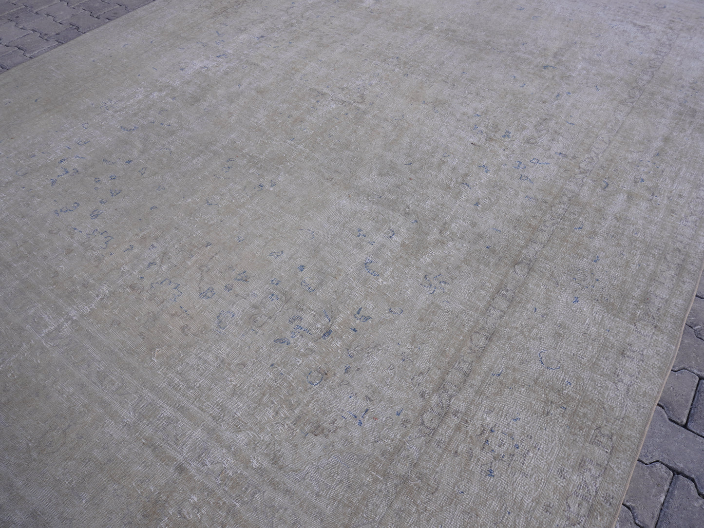 Vintage Large Wool Rug 9x12 ft - sku2024