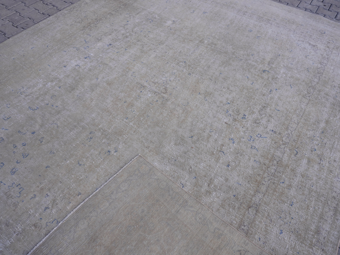 Vintage Large Wool Rug 9x12 ft - sku2024