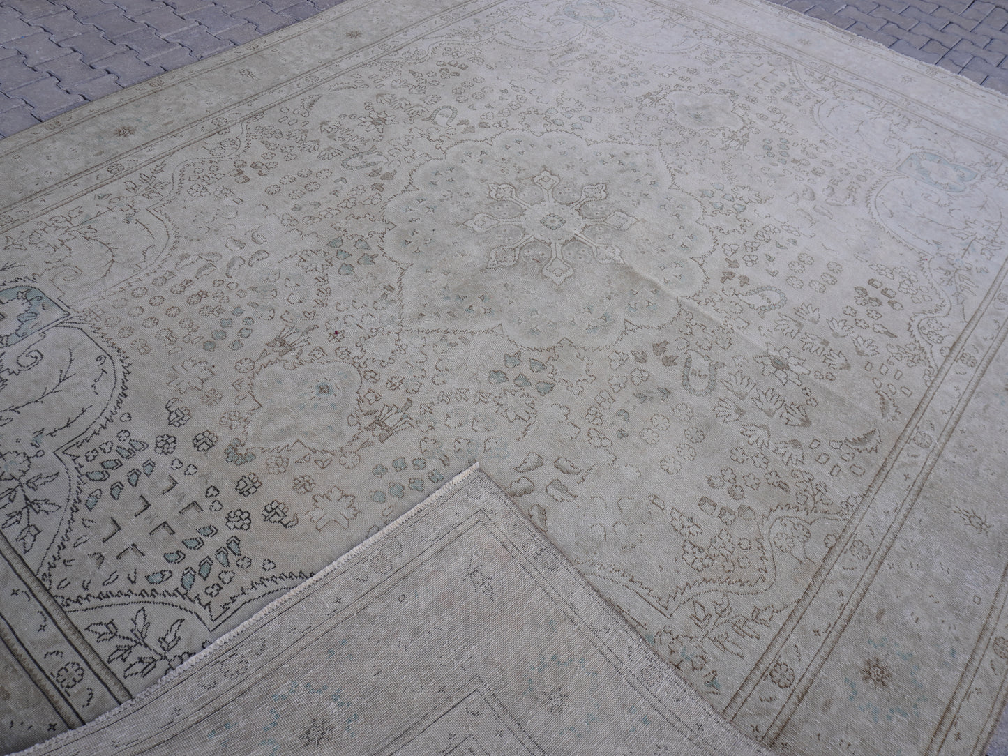 Neutral Wool Large Rug 10x13 ft - sku2039