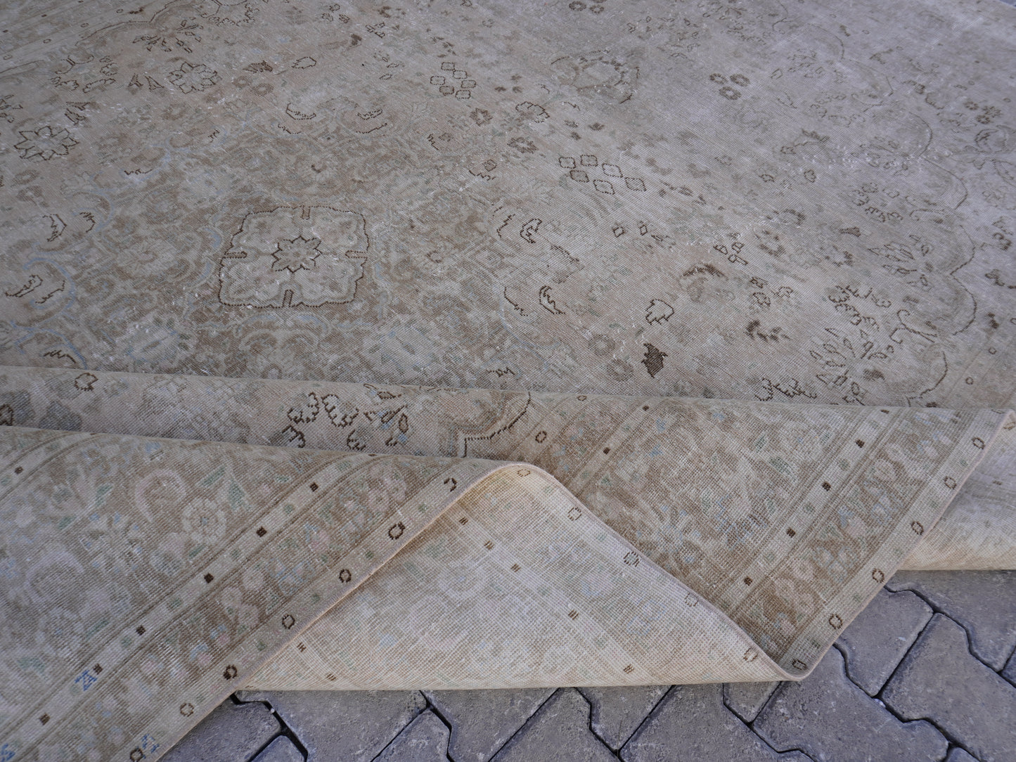 Neutral Large Area Rug 9x12 - sku2031