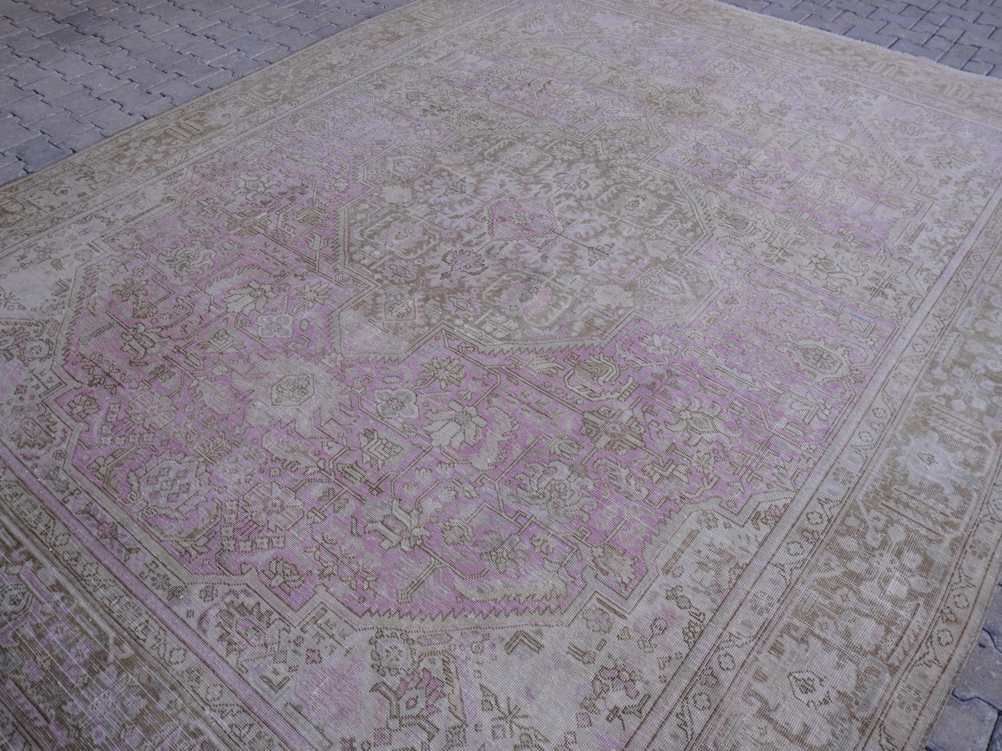 Oversize Neutral Wool Rug 10x12 - sku2036