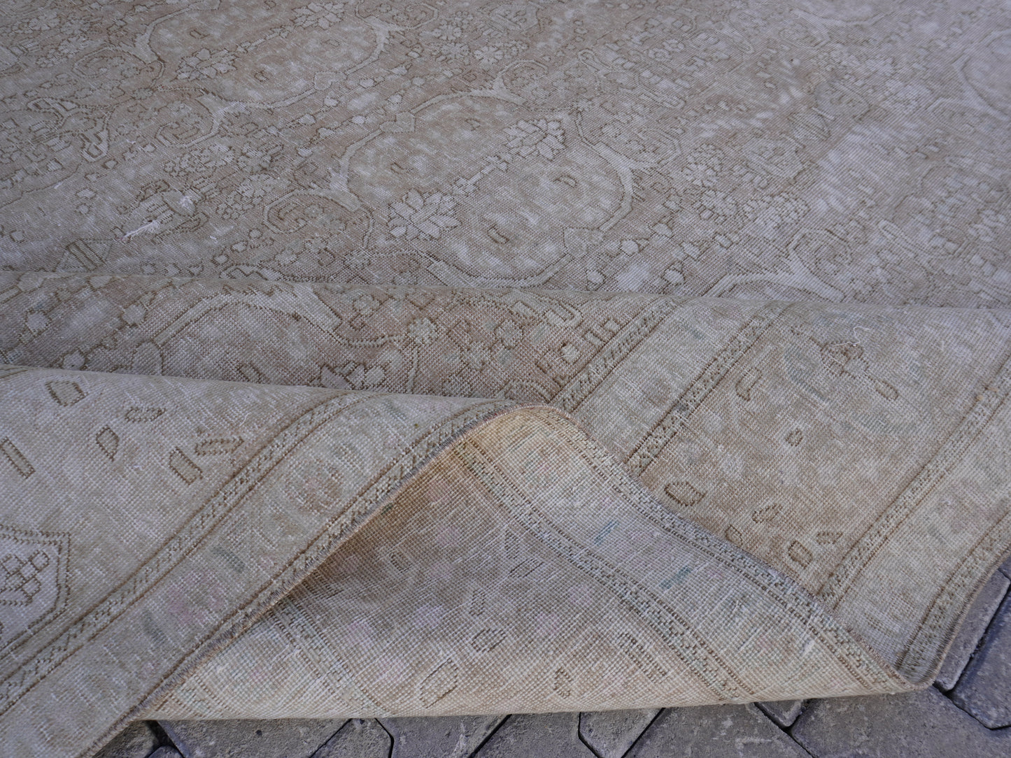 Vintage Neutral Large Rug 10x12 ft - sku 2027