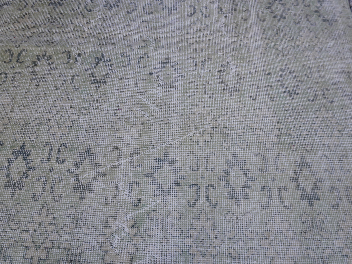 Neutral Small Rug 4x7 ft - sku 986