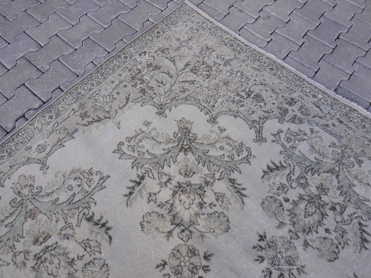 Vintage Turkish Large Rug 8x12 ft - sku224