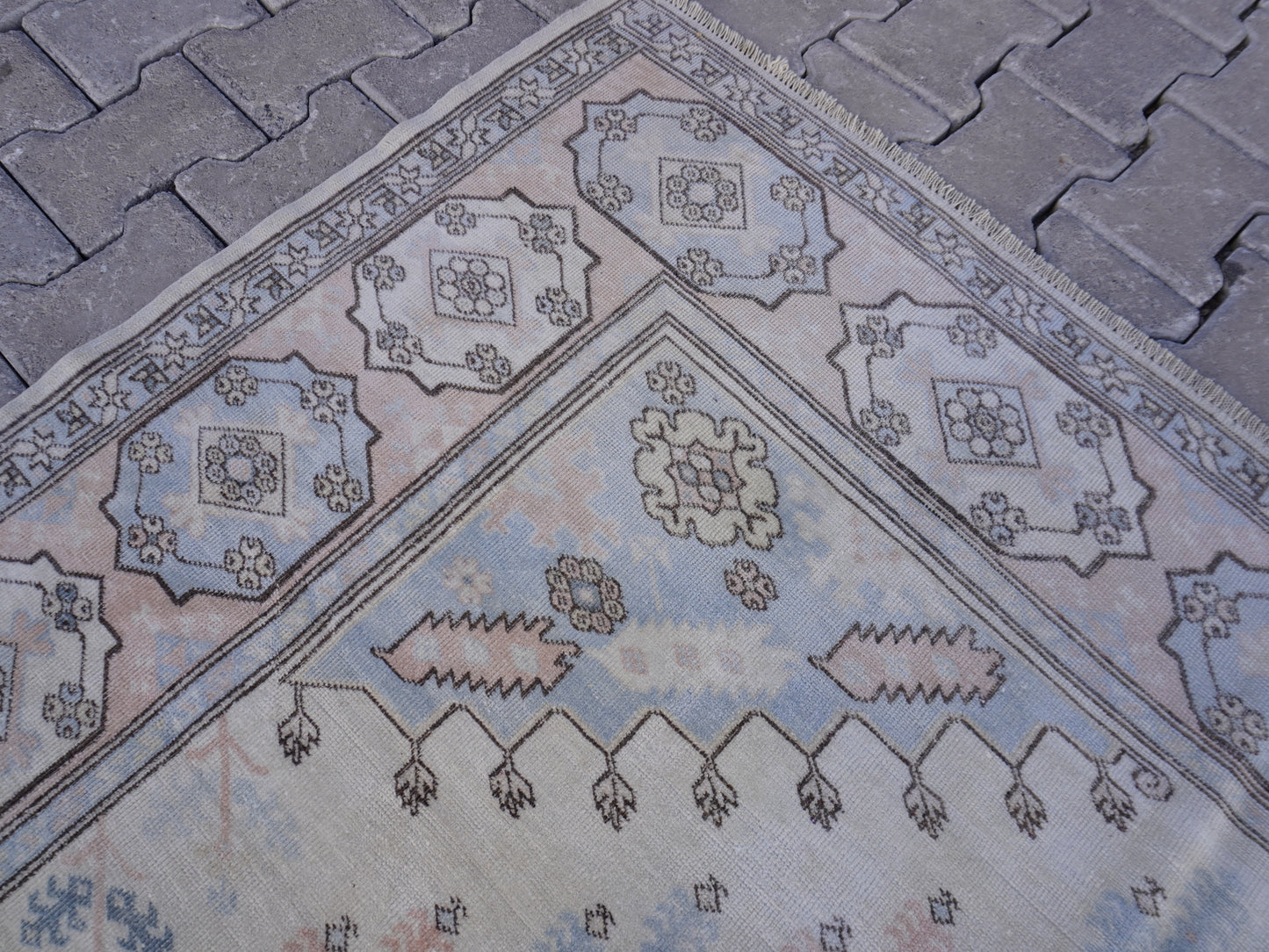 Turkish Wool Vintage Rug 6x8 ft - sku417