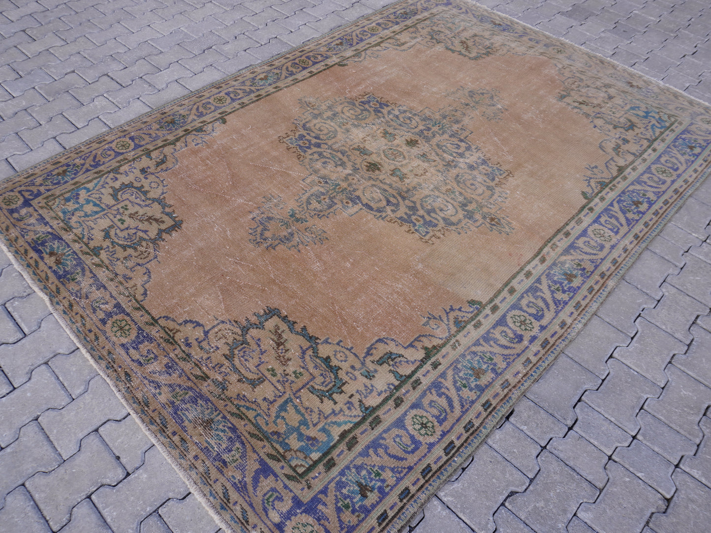 Turkish Area rug 6x9 ft - sku155
