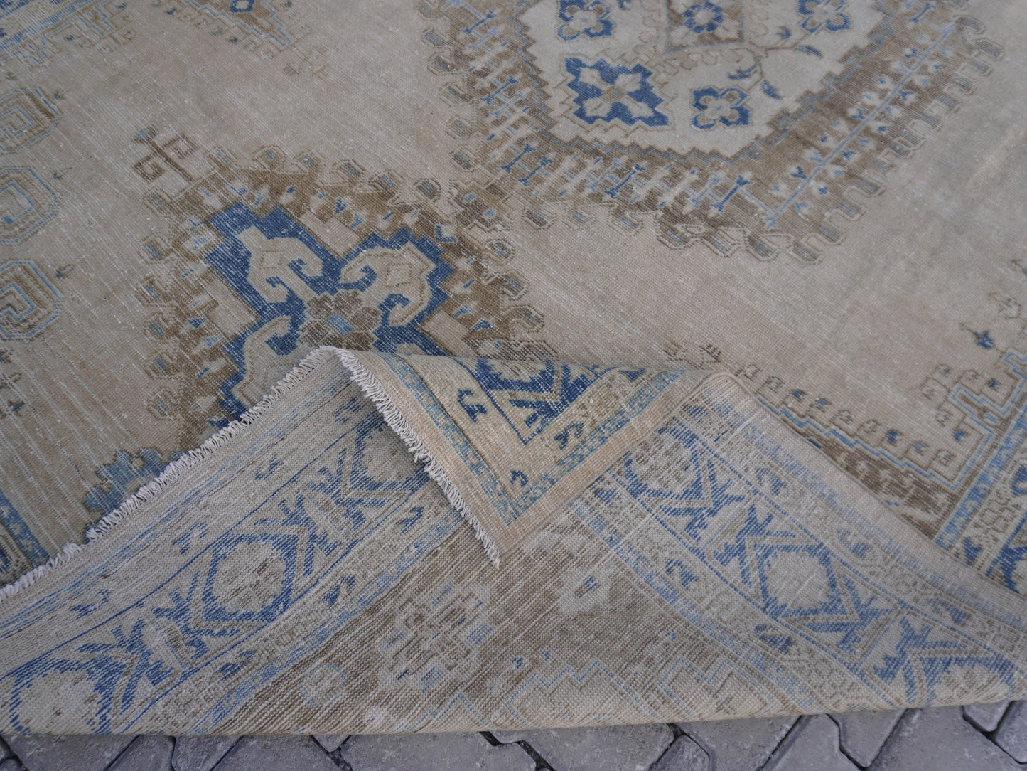Vintage Oversized Rug 8x12 ft - sku1723