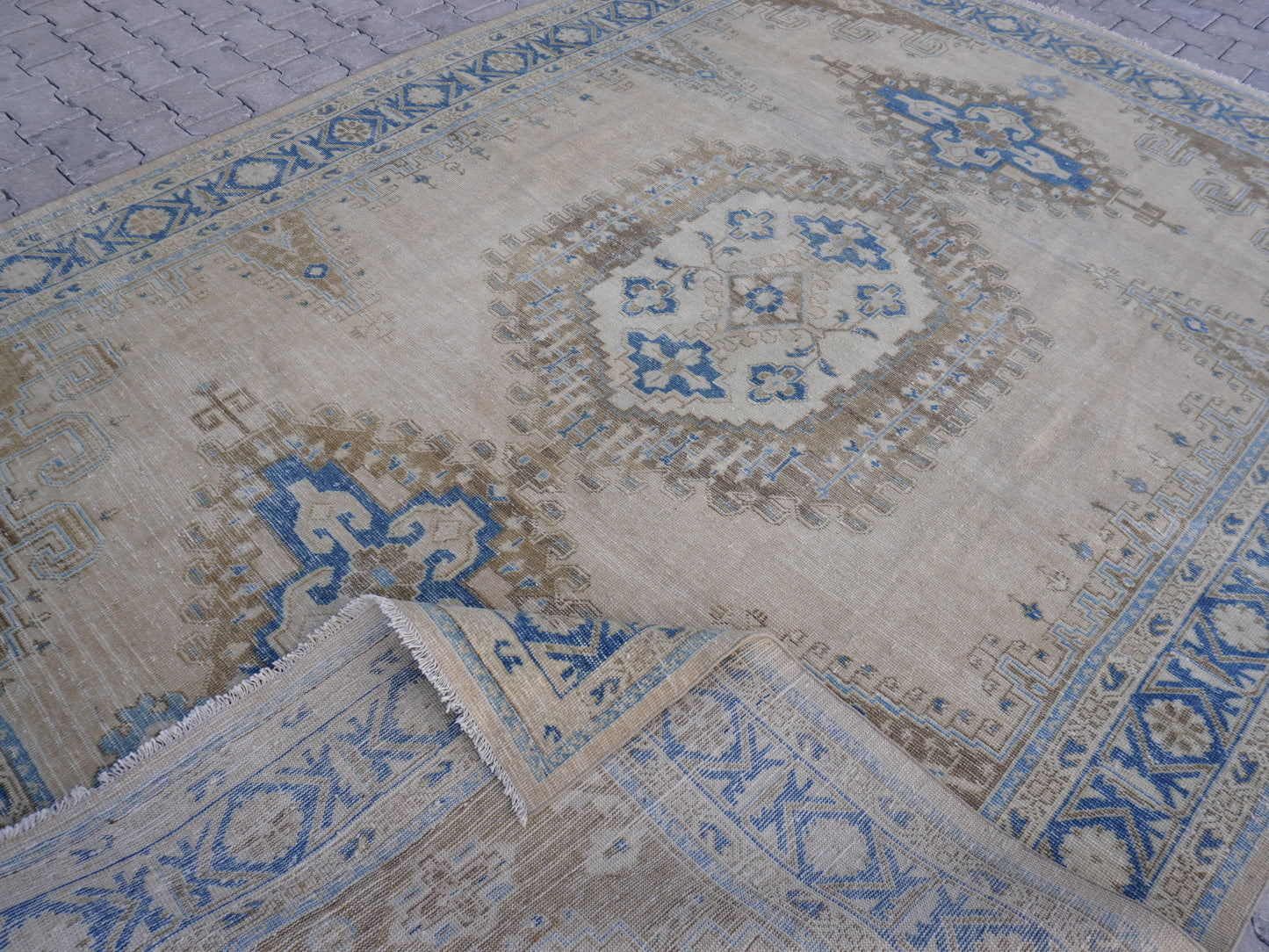 Vintage Oversized Rug 8x12 ft - sku1723