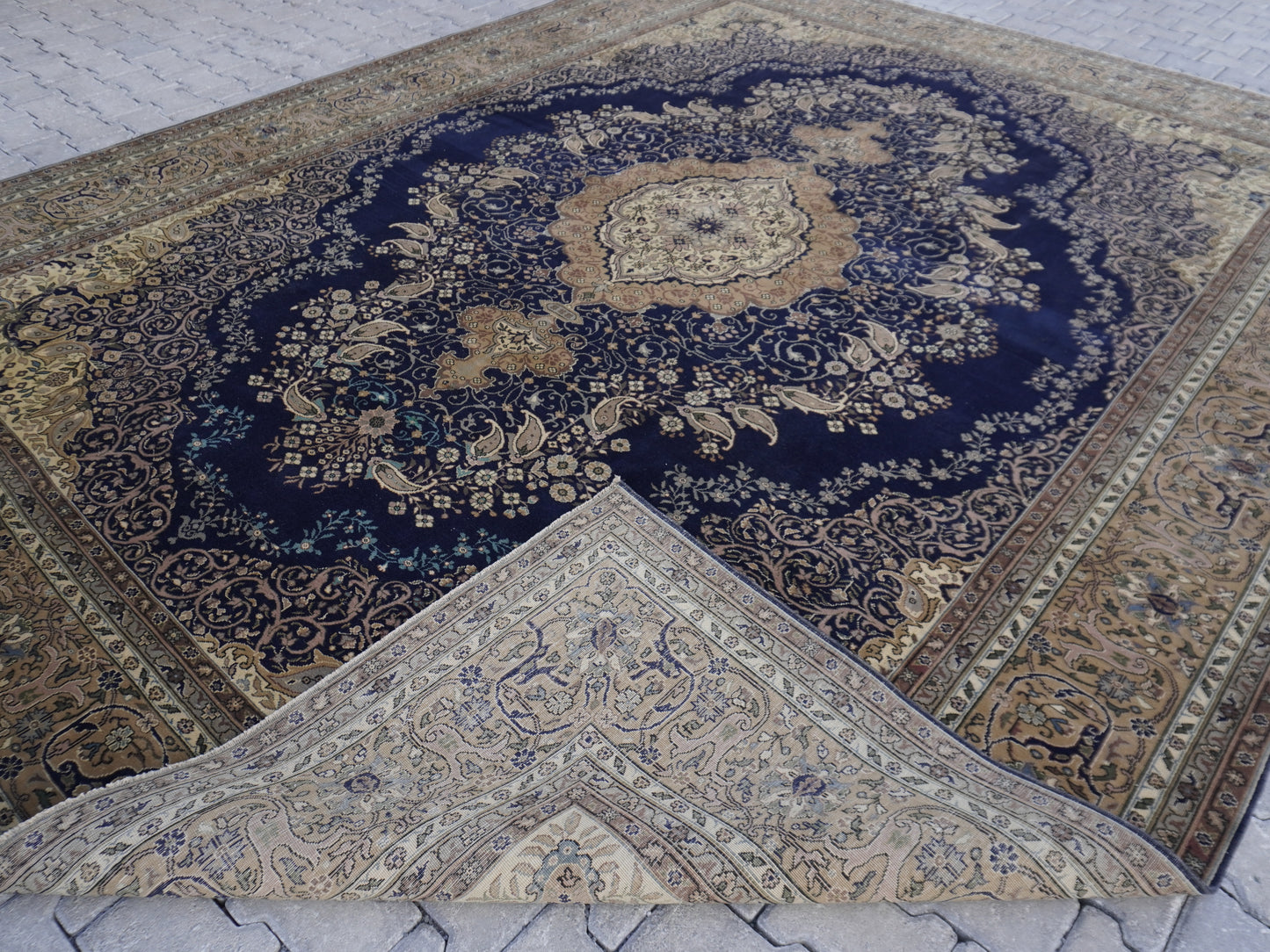 Kirman Vintage Oversized Rug 10x13 ft - sku1722