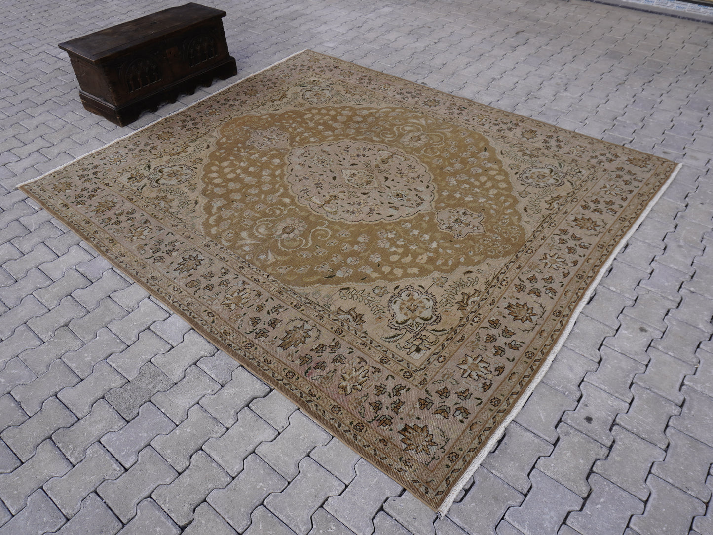 Wool Vintage Oversized Rug 8x9 ft - sku1717