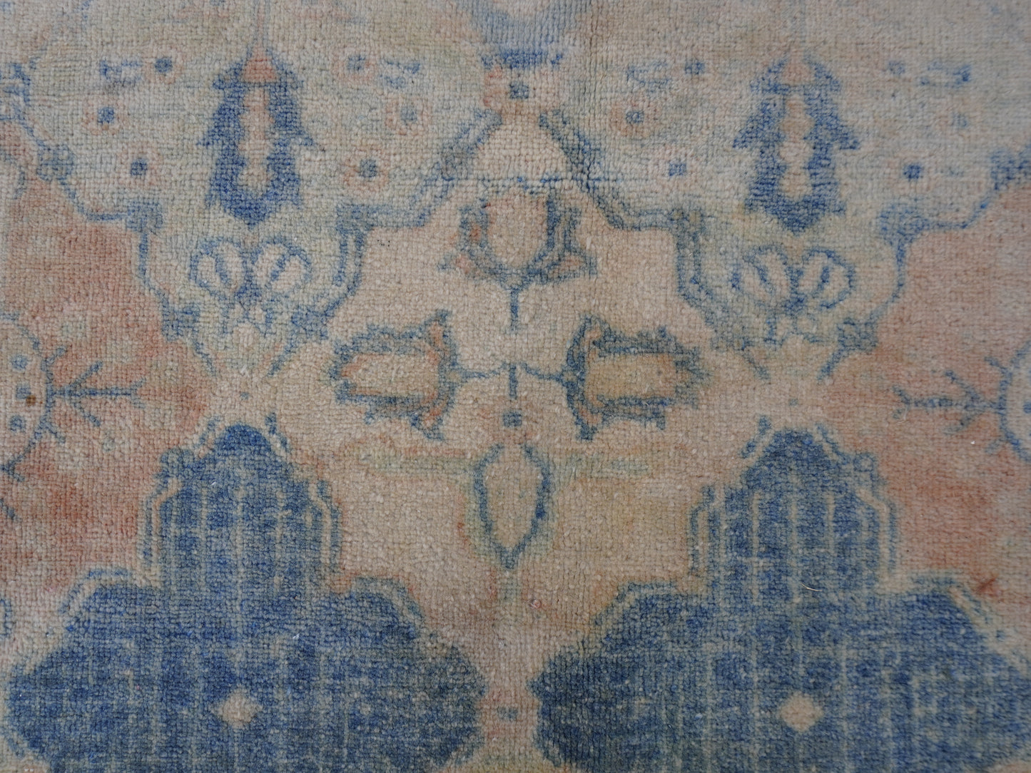Vintage Neutral Wool Rug 8x9 ft - Sku1716