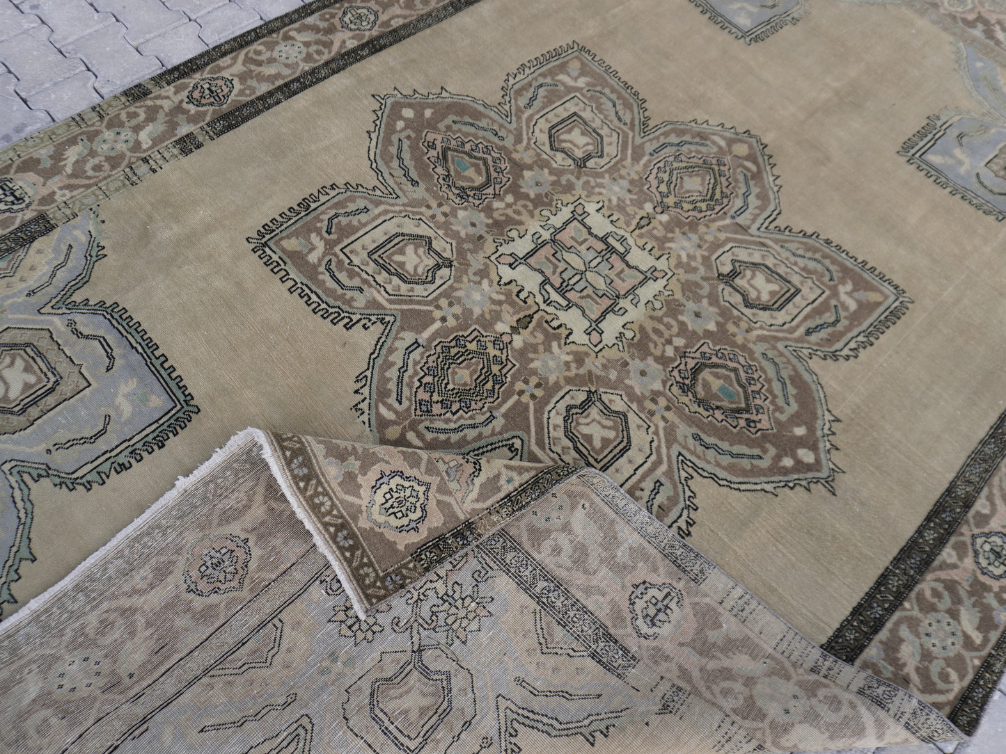 Vintage Neutral Oversize Rug 7x11 ft - sku1716-2