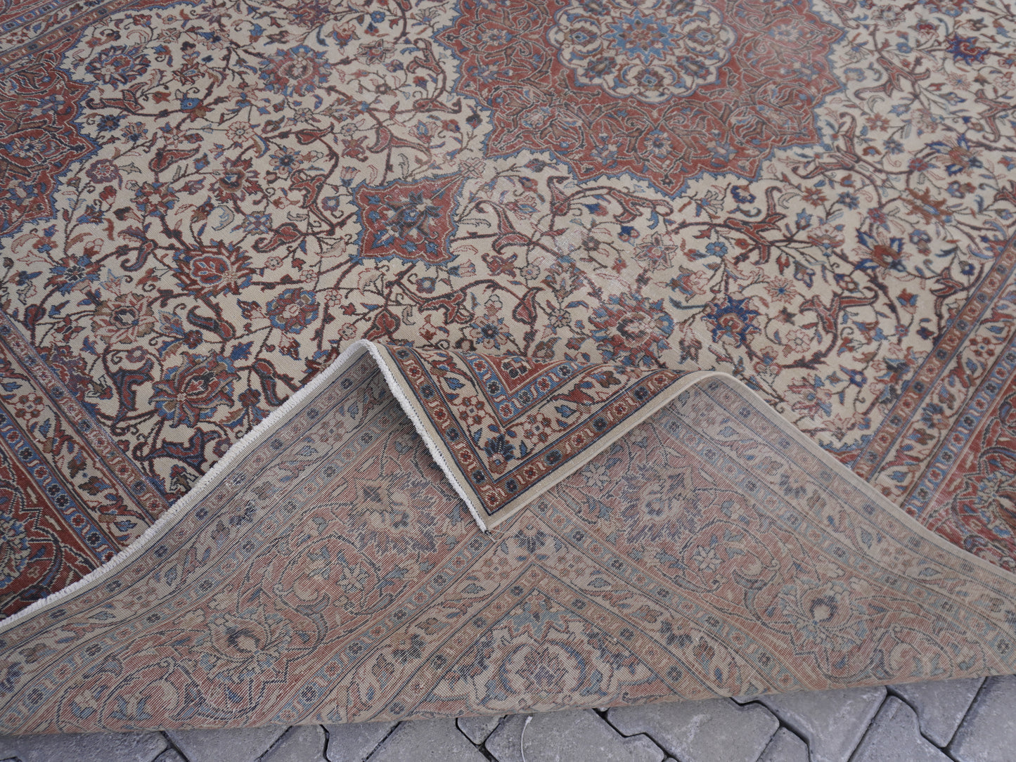 Vintage Oversized Rug 9x12 ft - sku1715