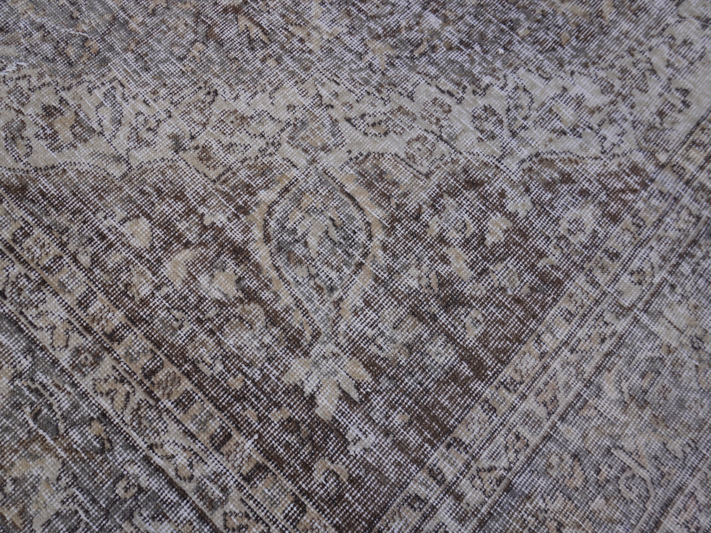 Vintage Turkish Rug 7x10 ft - skuf300