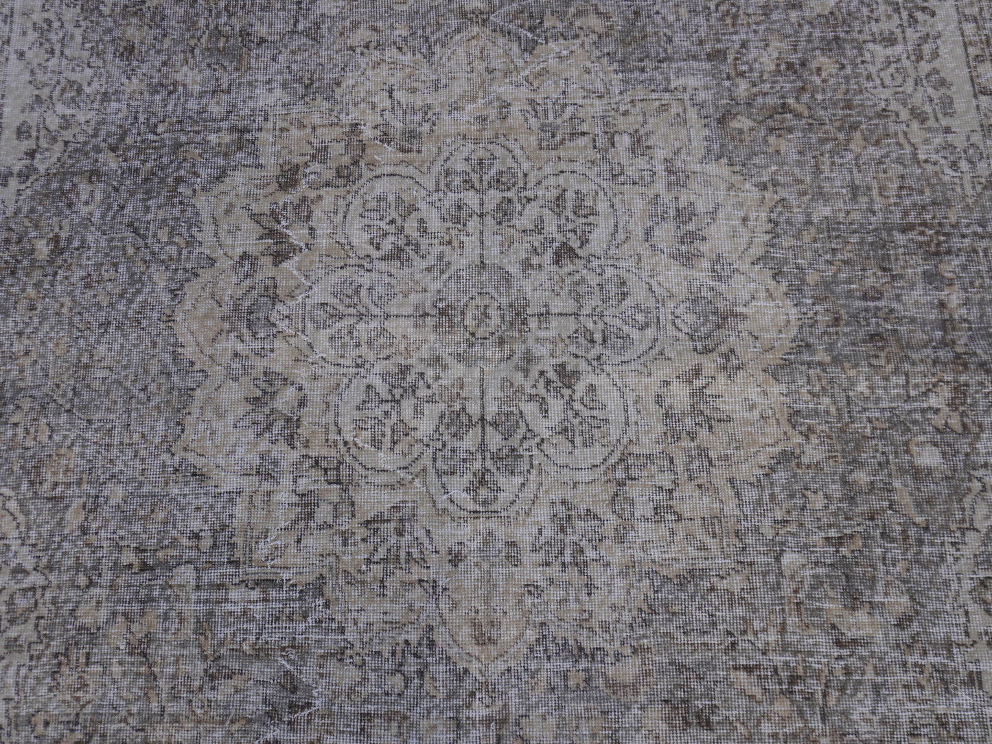 Vintage Turkish Rug 7x10 ft - skuf300