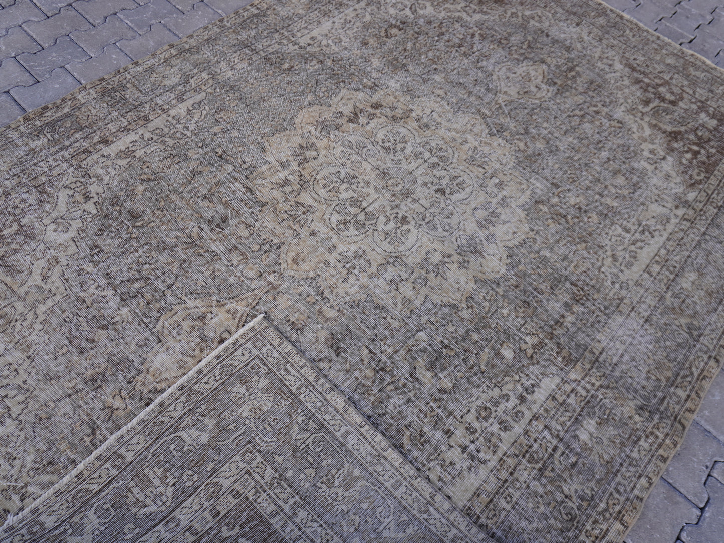 Vintage Turkish Rug 7x10 ft - skuf300