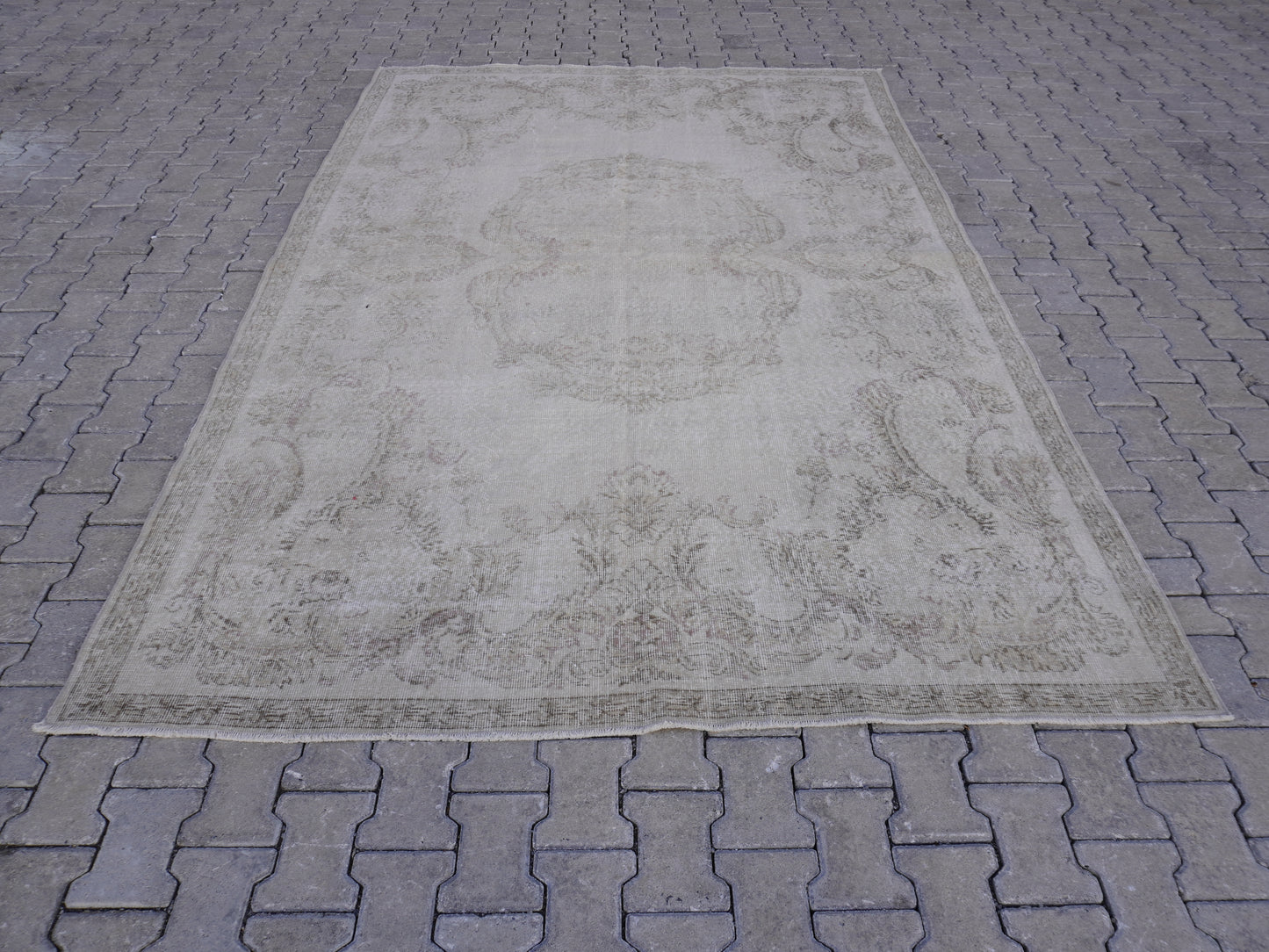 Wool Turkish Rug 7x10 ft - skuf304