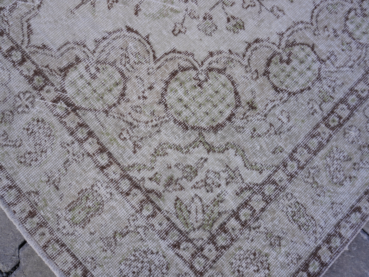 Wool Neutral Turkish Rug 6x9 ft - skuf200
