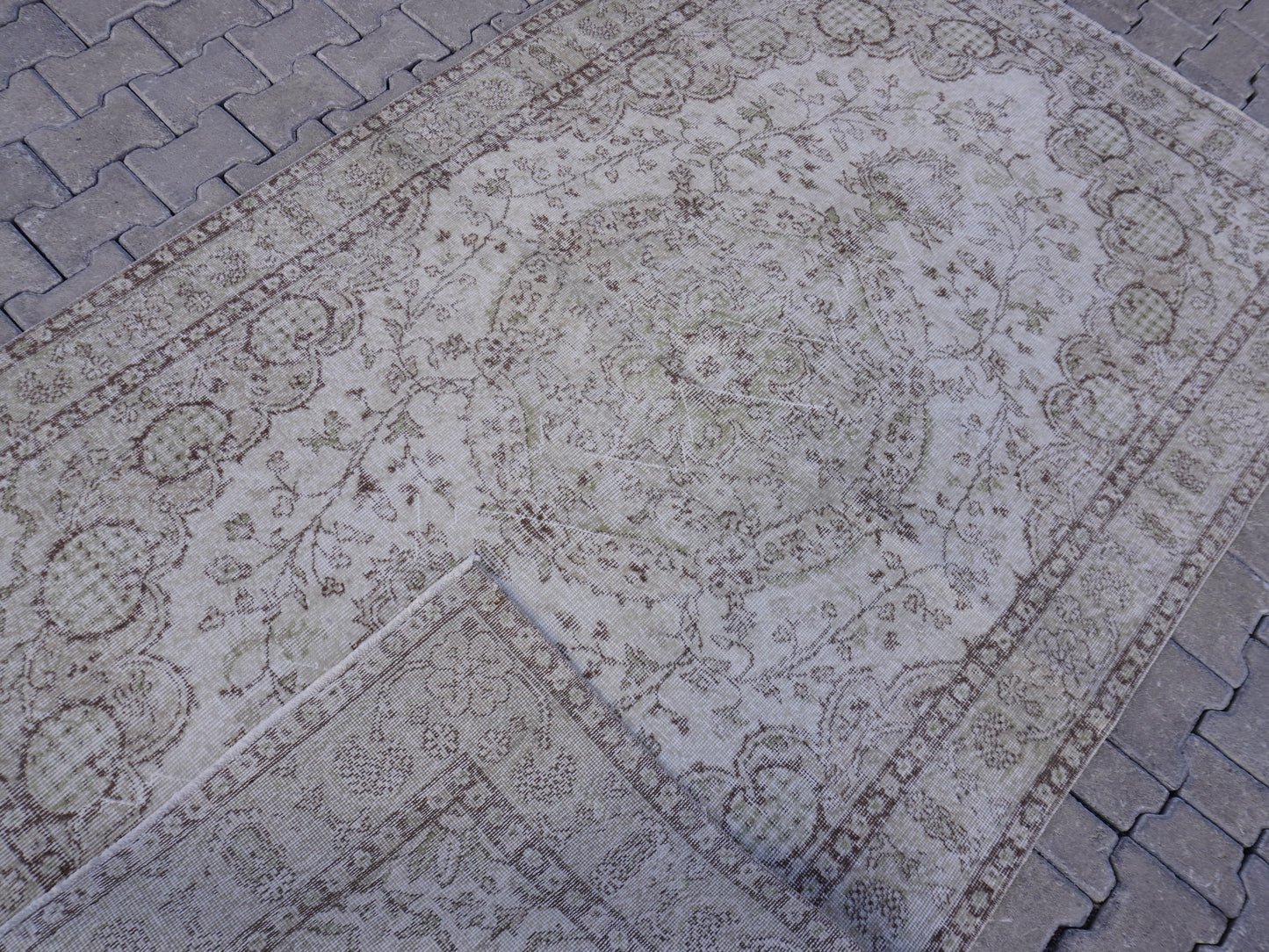 Wool Neutral Turkish Rug 6x9 ft - skuf200