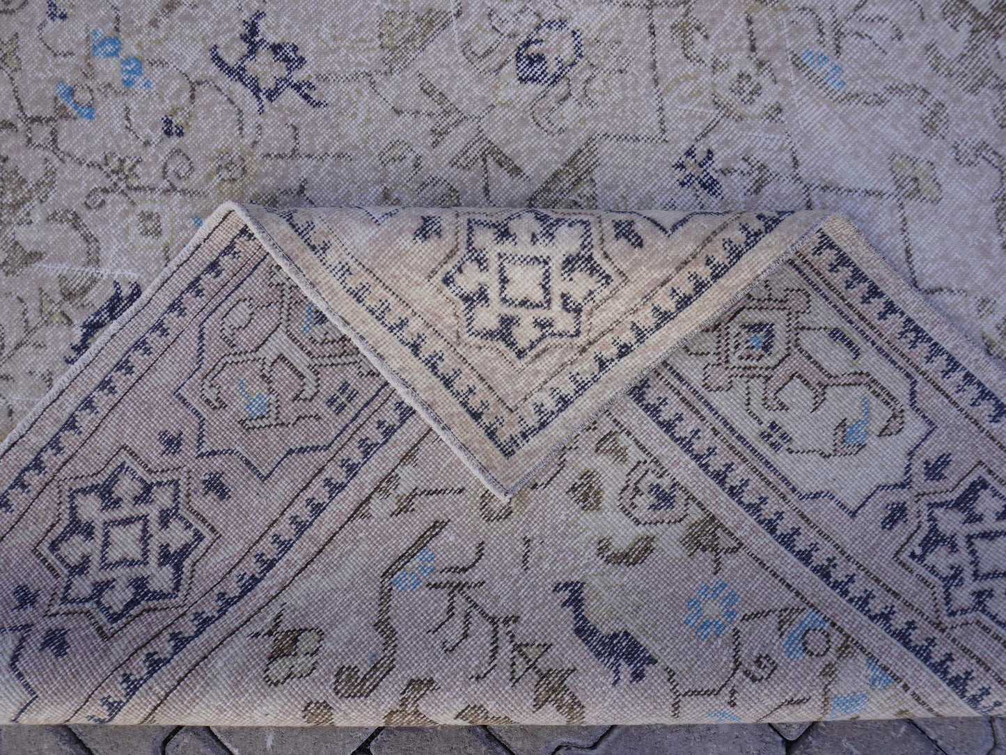 Turkish Vintage Wool Rug 7x10 ft- skuf163