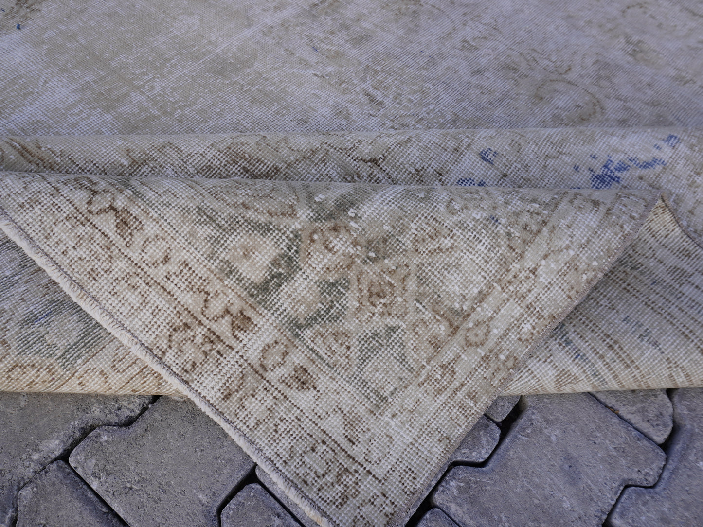 Turkish Vintage Rug 6x10 ft - skuf306
