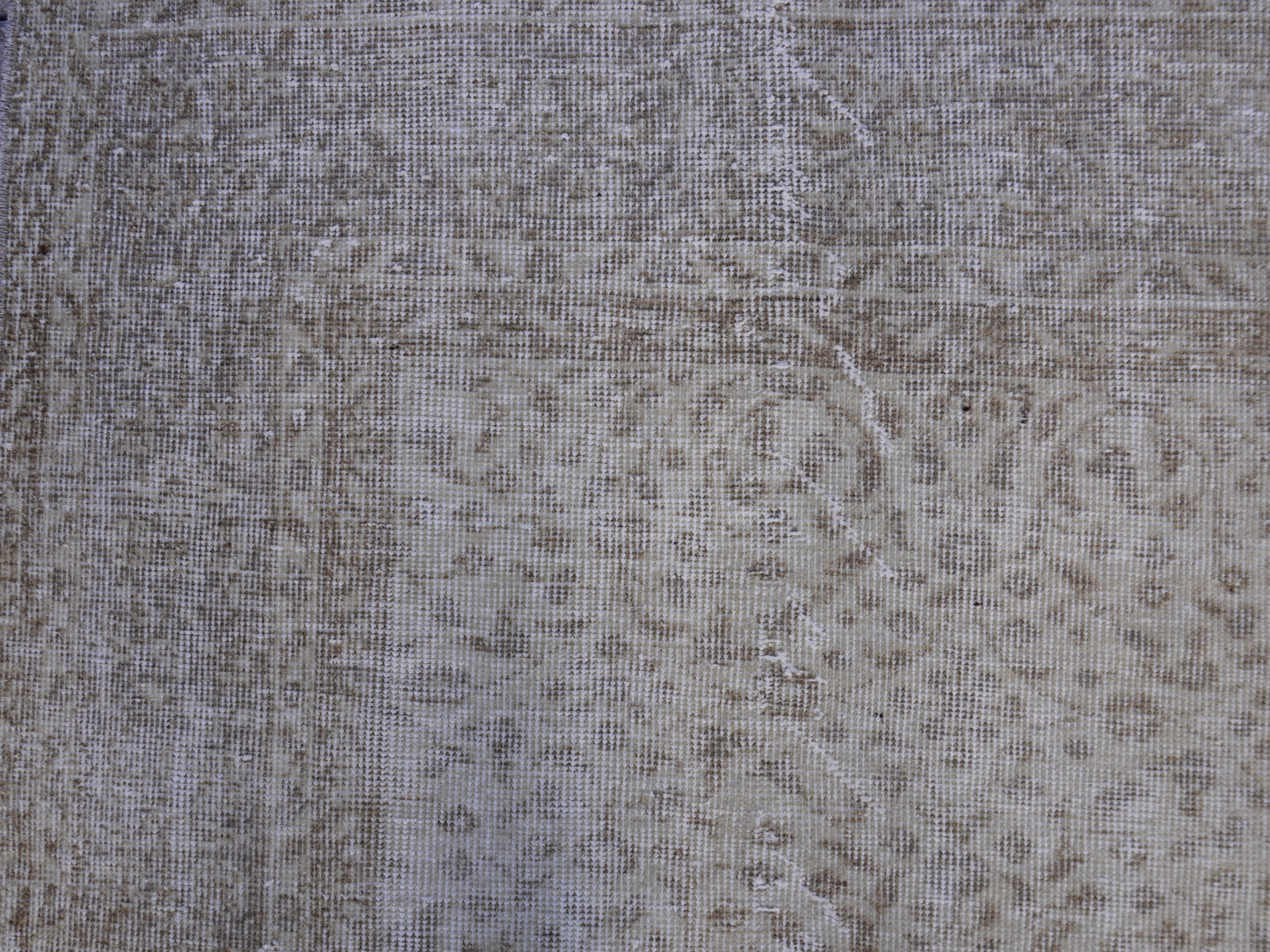 Neutral Turkish Vintage Rug 7x10 ft - skuf171